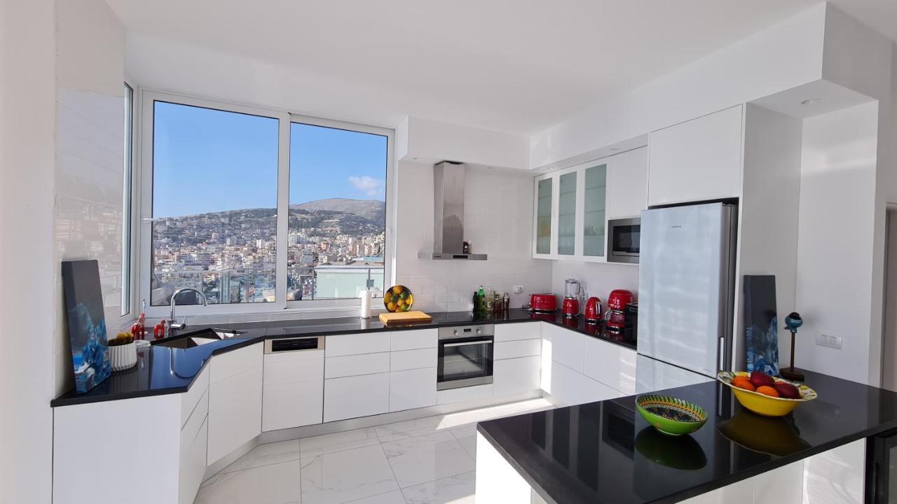 Апартаменты Rocknest Sea View Penthouse Саранда Экстерьер фото