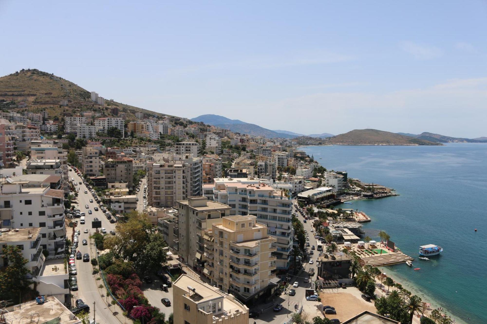 Апартаменты Rocknest Sea View Penthouse Саранда Экстерьер фото